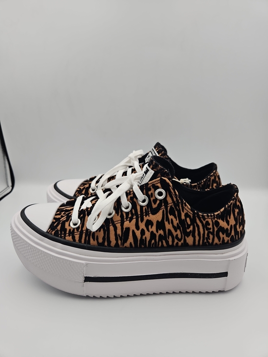 Converse Shoes - Converse Leopard-Print Low-Top Platform Sneakers - Brown & Black